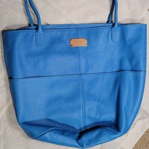 Joji & Co. Delta Bucket Tote